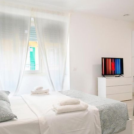 Casa Ideale Tim Appartmanti Moderni Vicina Al Centro Lecco Bagian luar foto