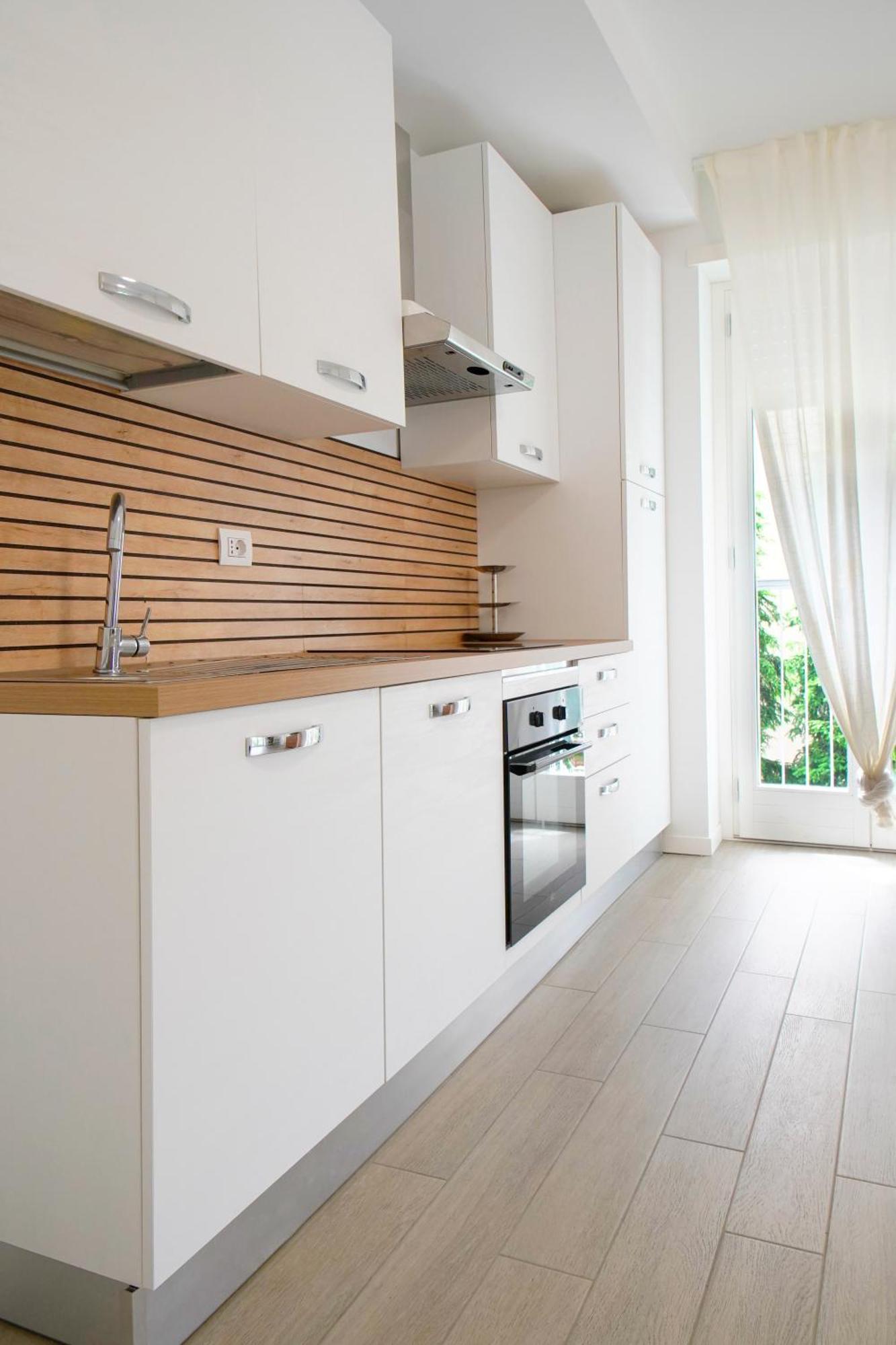 Casa Ideale Tim Appartmanti Moderni Vicina Al Centro Lecco Bagian luar foto